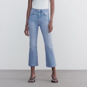 Zara cropped flared jeans size eur36 us06